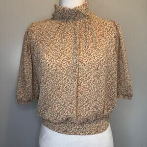 Anthropologie Sadie & Sage beige floral mock neck blouse NWOT size SMALL